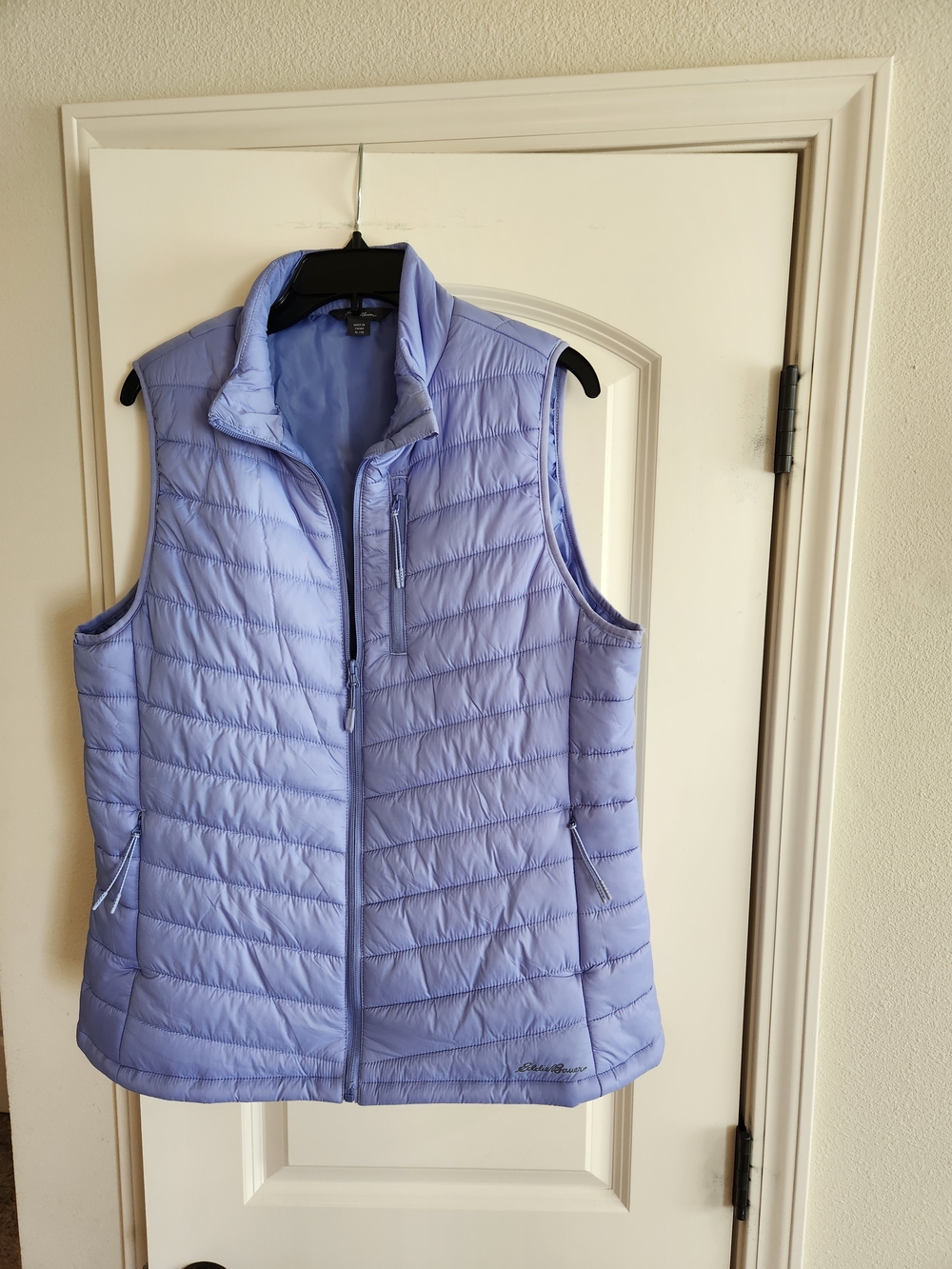 Light Purple Quilted Women's Vest - Sleeveless Puffer Jacket - Picture 6 of 6